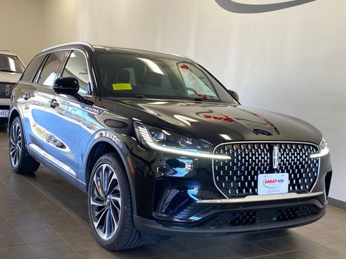 New 2026 Lincoln Aviator Reserve w/ Luxury Package AWD/4WD image 2