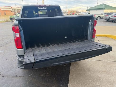 Used 2023 Chevrolet Silverado 1500 High Country w/ High Country Premium Package AWD/4WD image 13