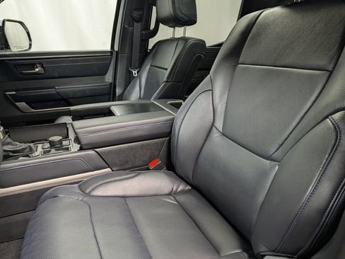 Used 2026 Toyota Tundra Platinum AWD/4WD image 14