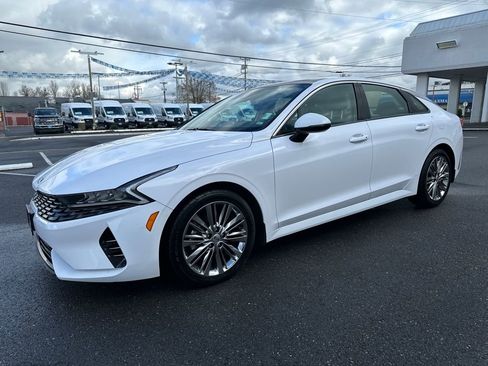 Used 2021 Kia K5 EX w/ EX Premium Package image 2