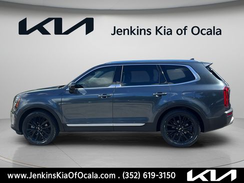 Certified 2022 Kia Telluride SX w/ Towing Package FWD image 6