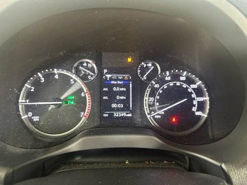 Used 2023 Lexus GX 460 Premium w/ Premium Plus Package AWD/4WD image 29