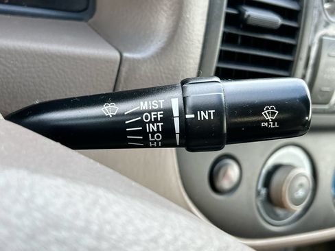 Used 2005 Toyota Camry LE w/ Fleet Convenience Pkg FWD image 17