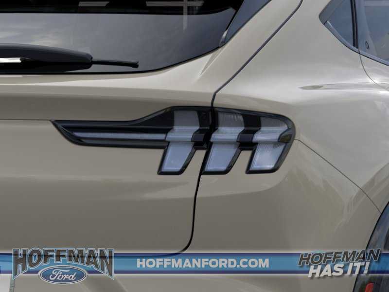 New 2025 Ford Mustang Mach-E Premium w/ Sport Appearance Package AWD/4WD image 21