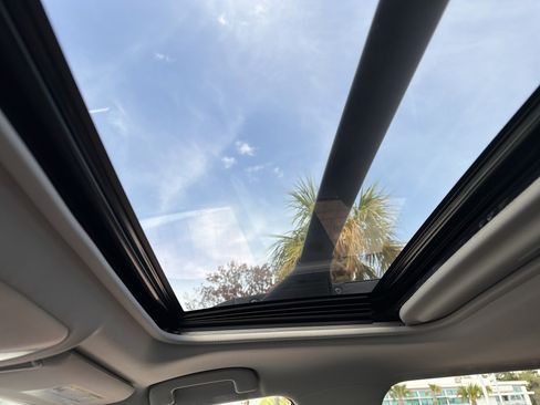 Used 2020 Toyota RAV4 TRD Off-Road image 28