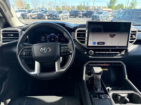 Used 2024 Toyota Tundra Limited AWD/4WD image 10