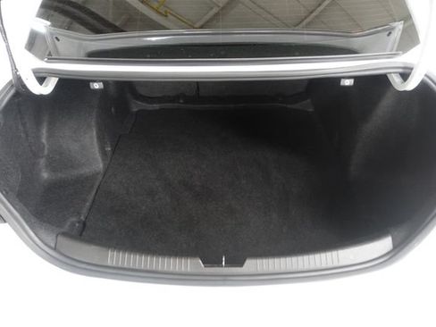 Used 2018 Chevrolet Malibu LT FWD image 21