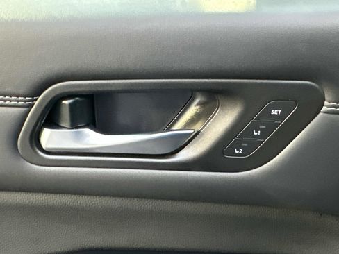 New 2026 Nissan Pathfinder Platinum image 21