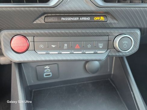 Used 2024 Ford Mustang Coupe RWD image 21