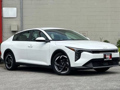 Certified 2025 Kia K4 EX