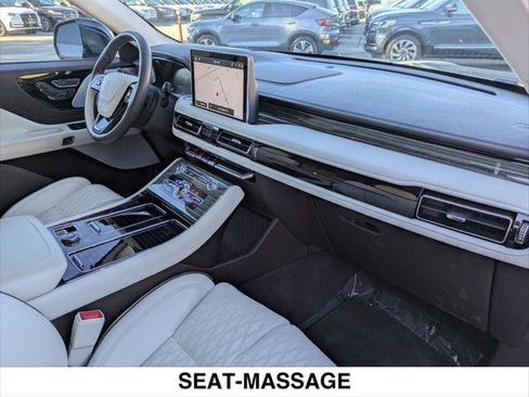 Used 2023 Lincoln Aviator Black Label w/ Class IV Trailer Tow Package AWD/4WD image 28