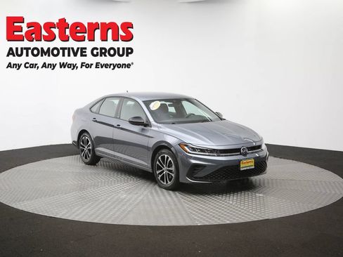 Used 2025 Volkswagen Jetta Sport FWD image 49