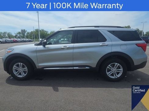Used 2023 Ford Explorer XLT w/ Equipment Group 202A AWD/4WD image 20