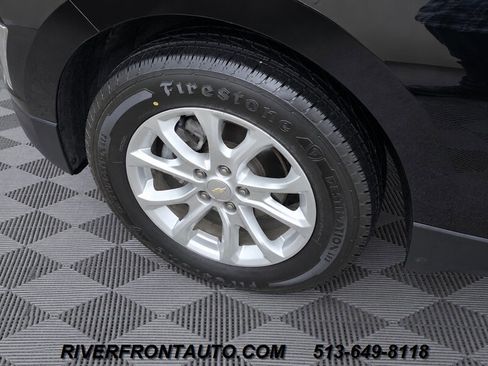 Used 2018 Chevrolet Equinox LS AWD/4WD image 28