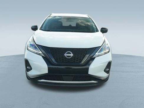 Used 2024 Nissan Murano SV w/ SV Midnight Edition Package image 2