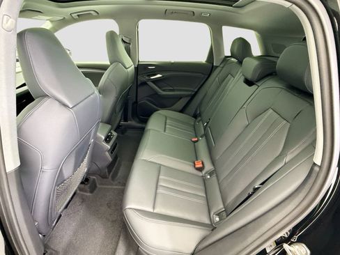 New 2025 Audi Q6 e-tron Premium Plus image 21