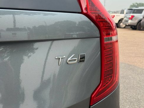 Used 2019 Volvo XC90 T6 Momentum w/ Advanced Package AWD/4WD image 11
