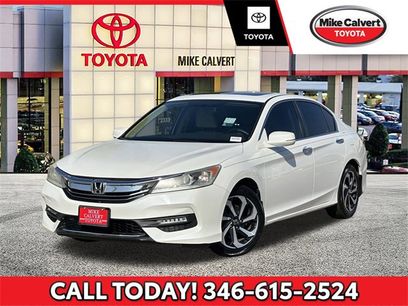 Used 2017 Honda Accord EX