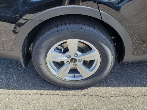 New 2026 Kia Sorento LX FWD image 38