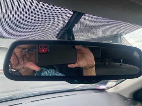 Used 2016 Honda HR-V EX-L image 10