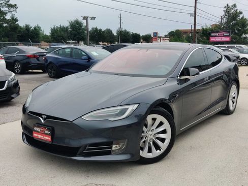 Used 2017 Tesla Model S 75 image 3