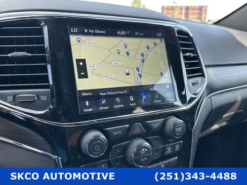 Used 2021 Jeep Grand Cherokee Limited image 16