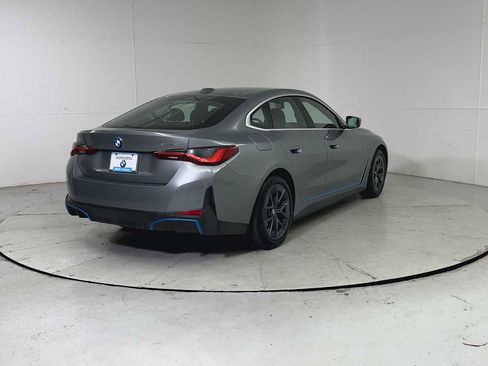 Used 2023 BMW i4 eDrive40 image 2