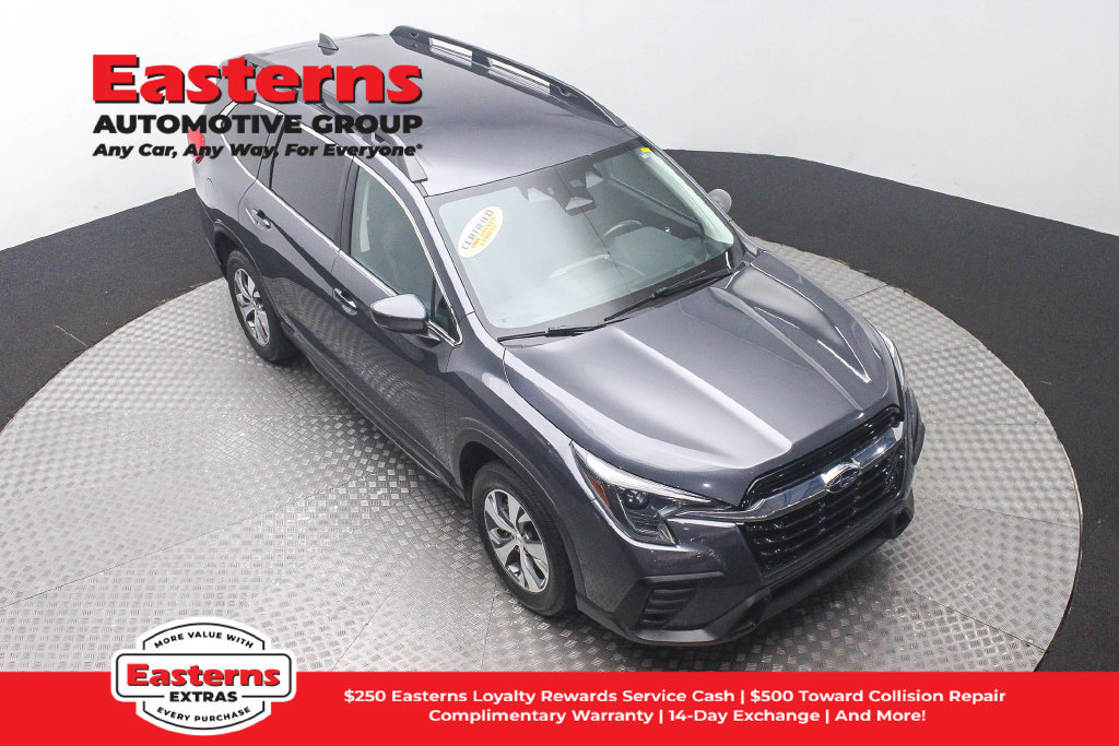 Used 2025 Subaru Ascent Premium AWD/4WD image 4