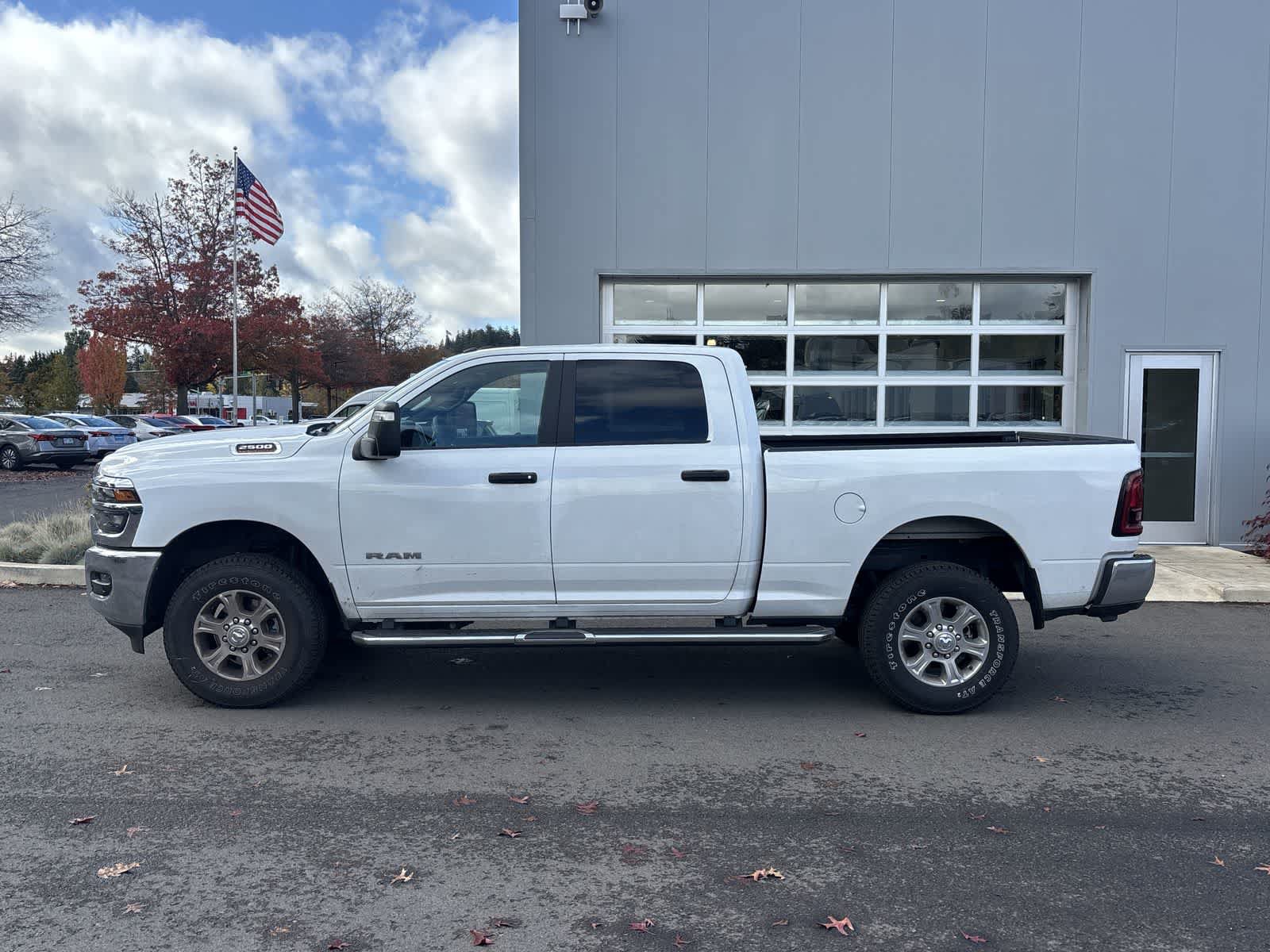 Certified 2026 RAM 2500 Big Horn AWD/4WD image 2