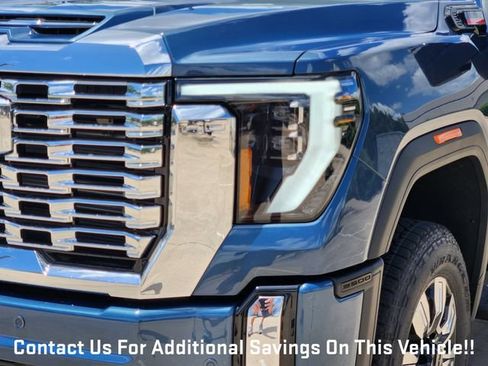 New 2026 GMC Sierra 2500 Denali w/ Denali Reserve Package AWD/4WD image 6