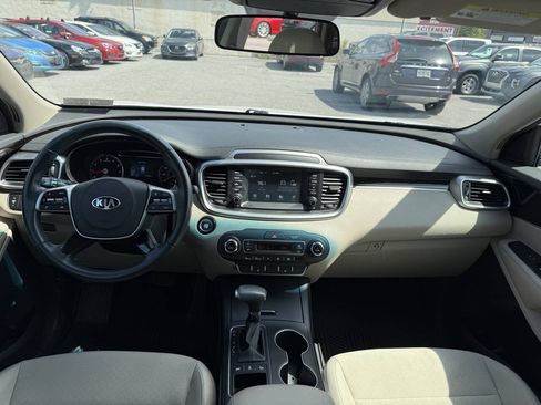 Used 2020 Kia Sorento S AWD/4WD image 9