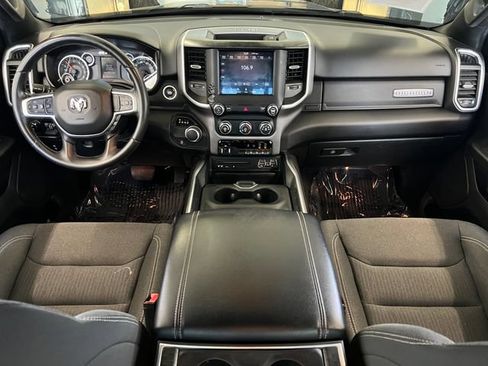 Used 2019 RAM 1500 Big Horn RWD image 32