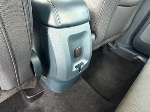 Used 2022 Ford Maverick XL FWD image 17