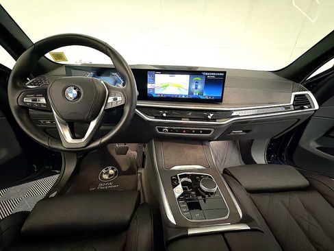 Used 2024 BMW X5 xDrive40i AWD/4WD image 15