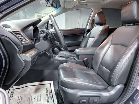 Used 2017 Subaru Outback 2.5i Limited image 14