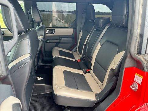 Used 2024 Ford Bronco Wildtrak AWD/4WD image 22