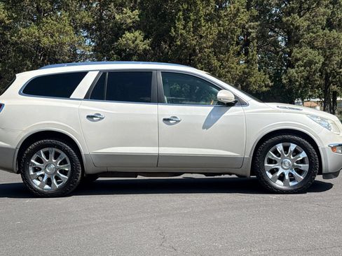 Used 2012 Buick Enclave Premium AWD/4WD image 3