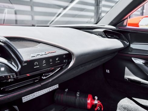 Used 2023 Ferrari SF90 Spider AWD/4WD image 74