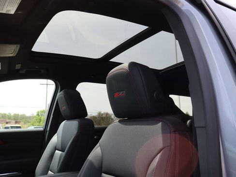 New 2026 Chevrolet Traverse Z71 AWD/4WD image 17