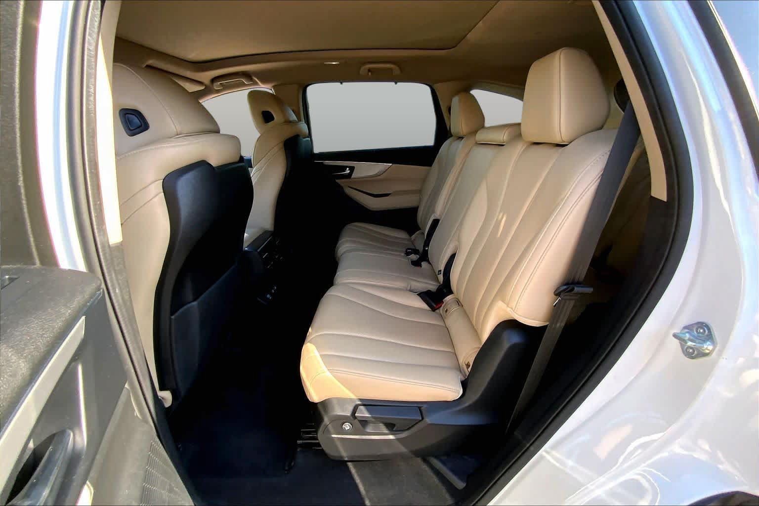 Used 2023 Acura MDX w/ Technology Package FWD image 20