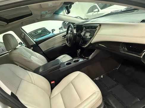 Used 2013 Toyota Avalon XLE Touring FWD image 24