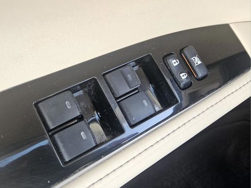 Used 2017 Lexus ES 350 image 32