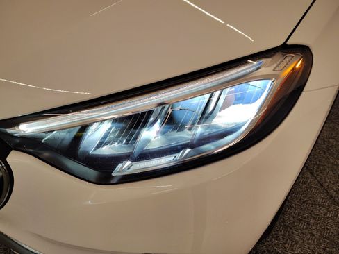 Certified 2025 Mercedes-Benz GLC 300 GLC 300 image 11