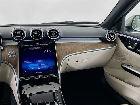 Used 2024 Mercedes-Benz C 300 Sedan image 20
