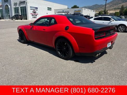 Used 2022 Dodge Challenger R/T Scat Pack RWD image 6