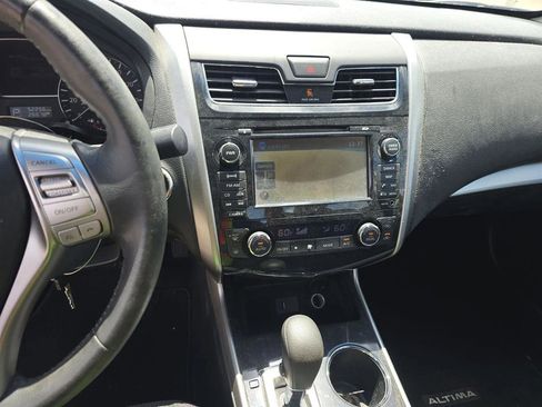Used 2013 Nissan Altima 2.5 SV w/ 2.5SV Convenience Pkg image 17