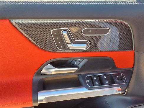 New 2026 Mercedes-Benz GLB 250 image 11
