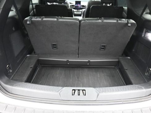 Used 2022 Ford Explorer ST w/ Equipment Group 401A AWD/4WD image 12