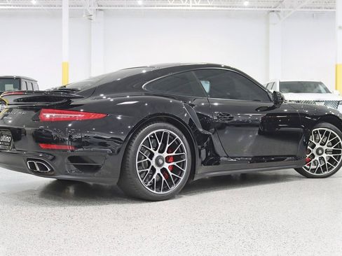 Used 2014 Porsche 911 Turbo image 10