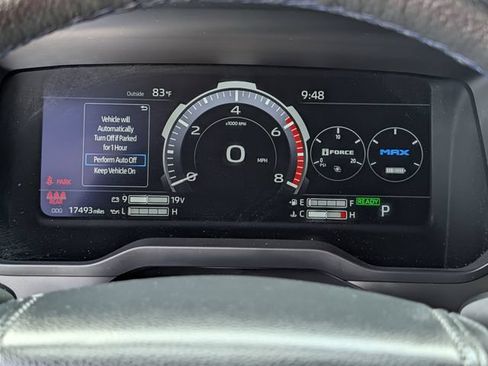 Used 2024 Toyota Tundra Platinum AWD/4WD image 22